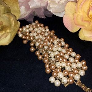 Stella Dot Pearl Bracelet with Champagne and Gold
